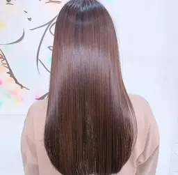 【悩んでる方こちら🙋SNSで絶大な支持】🍭リピ続出💎後悔なしの仕上がりお約束❗️髪質改善プレミアム縮毛矯正＋炭酸泉