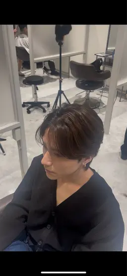 【💗毎日3名限定価格💗 】メンズカット✂︎＋🫧マイクロバブルシャンプー🫧＋眉カット