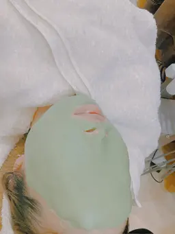 初回お試しエステ+ビューネケアパック(お悩み→マスク荒れ・肌荒れ・ニキビ)イルネージュ使用