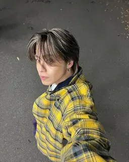 メンズホワイトメッシュ　ダブルカラー🤍ケラチントリートメント付き！（カットも追加可）21000→14200✨