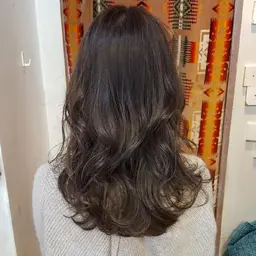 デトックスヘッドスパ+毛髪改善ケアトリートメント+肩の指圧ほぐしマッサージ+アイロン仕上げも追加料金無し詳細欄必読下さい