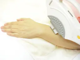 次世代まつ毛パーマ➕両脇脱毛♪人気の脇脱毛をまつ毛パーマと一緒に♪脇脱毛は4​〜​5回の施術でツルツルになってしまいす✨