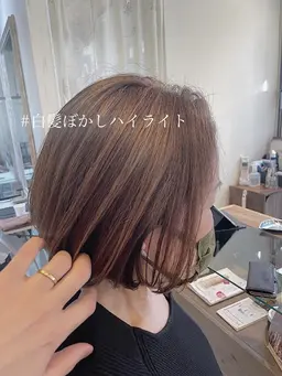 【白髪悩み特化｜人気】カット＋白髪ぼかしハイライト＋艶カラー＋トリートメント