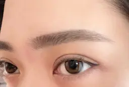 【新ハリウッドブロウリフト】高濃度保湿&仕上げメイク付