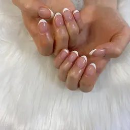 シンプルコース🌼オフ込み・フレンチ・カラグラどちらかお選び頂けます😊