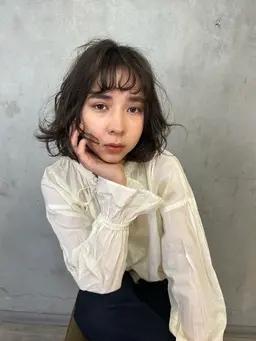 🤎似合わせカット＋外国人風透明感カラー🤎はえ癖解消、骨格矯正カット🤎色持ち抜群カラー🤎15950⇒8800円🤎