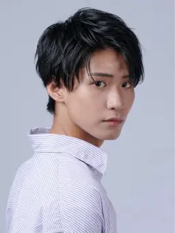 【🥇メンズ人気No.1🥇】メンズトレンドカット+眉毛カット+毛穴洗浄