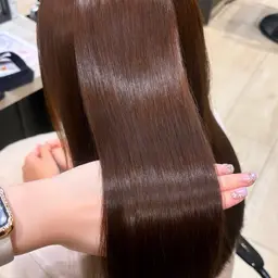 ｵｽｽﾒ♡ブリーチなしワンカラー🩷ྀི＋艶トリートメント🫧(現金以外可◎/平土11:00～、日祝10:00～)