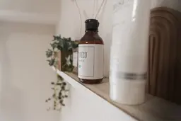 リンパオイルマッサージ基本全身です。リラックス神経を優位にさせて癒しと眠りへ。くすみむくみを解消して美容効果も。