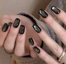 キャッツアイ／ミラーネイル