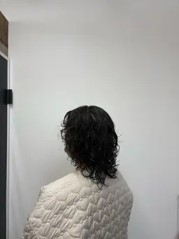 <女性限定>カット+ニュアンスパーマ+トリートメント¥ 3200