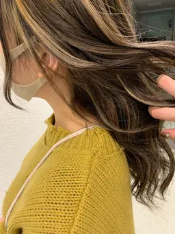 U24【イヤリングカラー or インナーカラー➕ケアトリートメント】