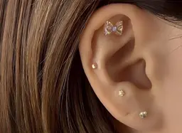 【期間限定】耳つぼジュエリー💎両耳8粒まで キャラクターパーツ有🐻🎀 初めての方へ¥4,980→¥2,900