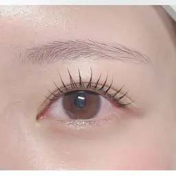 まつげパーマ🫧パリジェンヌ変更OK✨(アイシャンプー&コーティング仕上げ込み)