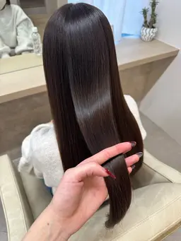 【リピ様限定】髪質改善メニュー✨️カット＋プラチナシルキーカラー✨️トリートメント込✨️