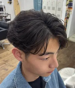 2回目3回目以降の方50%オフメンズカット+(ニュアンスパーマ フェザーパーマ)