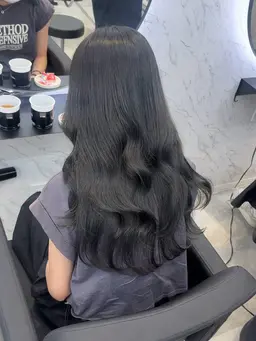 【艶髪カラー🩵】透明感カラー＋色持ちアップトリートメント（ホームケア付き）