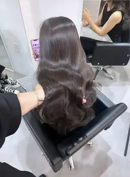 【人気𝐍𝐨.𝟏 ‎🤎】パーフェクト艶カラー+高保湿トリートメント(U-30限定)