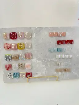 フットネイル定額デザイン