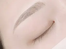 【オーダーメイド眉毛】Wax＋美眉スタイリング