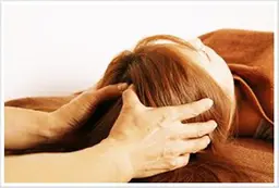 【人気No1】小顔矯正+頭蓋骨マッサージ重たいまぶたスッキリ✨頭皮から引き上げ小顔へ!定期ケアにもおすすめ♡