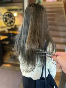 【2回目以降の方】似合わせカット×艶倍カラー×高保湿トリートメント🤍(韓国/ブルーブラック/ピンク)