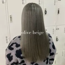 🫧ブリーチオンカラー＋ケアトリートメント🌈