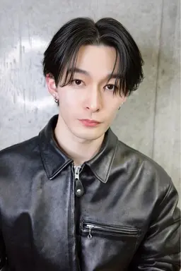 【👨メンズ限定👨‍🦱】【就活、就職前】黒染め◼️（ブラックカラー）（ブリーチなし）