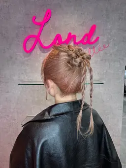 ヘアセットは私にお任せ💗最新トレンドヘアセット🎀♡