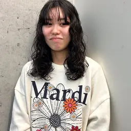 🌸春限定メニュー🌸レディースカット✖︎パーマ✖︎Aujua トリートメント🫧