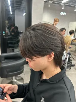 🔥ミニモ学割‼️🔥🌈センターパート🌈🇰🇷韓国好き必見🇰🇷カットだけでも綺麗な毛流れつくれます!!🌟