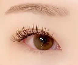 ⭐️👀マツエク120本(オフ込)と眉毛のセットメニュー👀⭐️