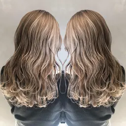 特別価格🩶ハイトーンカラー🩶ケアブリーチ＋オンカラー＋超音波トリートメント