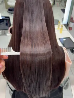 最高級髪質改善コアセラトリートメント🫧🩵