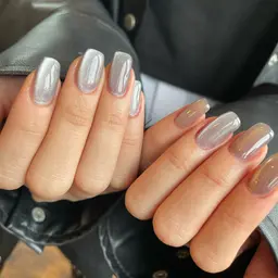 フラッシュ/マグネットネイル⭐️⸝⸝꙳