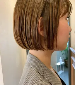 🌟迷ったらコレ🌟似合わせカット&透明感カラー&1stトリートメント🌿（低ダメージのケアカラーに変更可能◎)