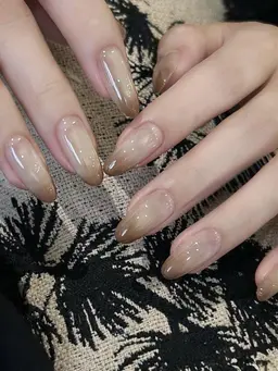 ケア込み・チップ長さ出し10本(フレンチ/マグネットorラメ/グラデーション)🩷