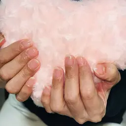 お仕事でバレないクリアorヌーディーベージュネイル💅