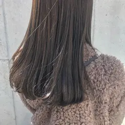 トリートメント（シャンプーブロー込み）