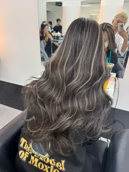 ハイライトカラー + カット+ 超音波トリートメント🫧