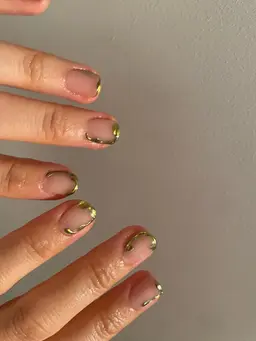 シンプルネイル / パラジェル/ニュアンスネイル/当日予約◯/オフ代無料