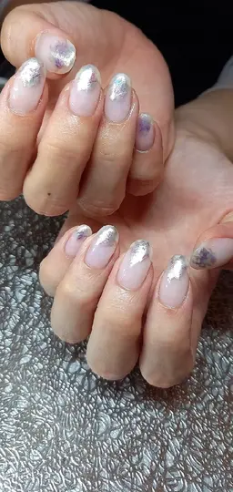 オフ込 ラメ、シェル込込 ニュアンスネイル