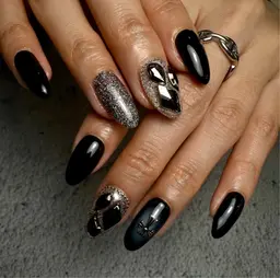 ジェルネイルハンド シンプルデザインコース 2​〜​4本デザイン