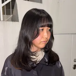 「1日2名限定！梅雨前クーポン」 ☔️前髪縮毛矯正＋選べるトリートメント☔️#韓国#ミニモ学割