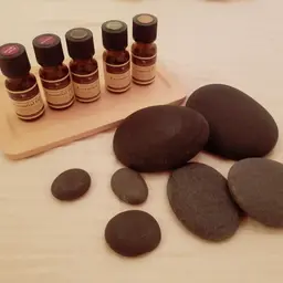 ホットストーン+アロマトリートメント45分