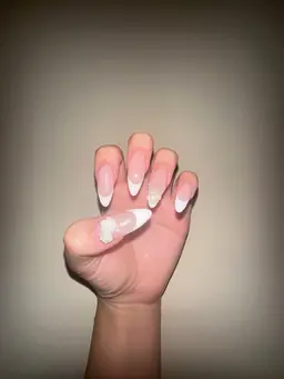 フレンチネイル