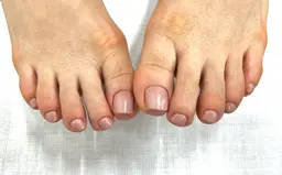 フットワンカラー