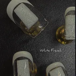 【モデル オフなし‎🤍🎠】平日17時~休日18時~のみ ハンド白フレンチ ￥0⚠️注意事項必読⚠️