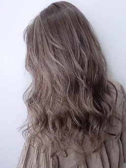 新規🌟再来🍀クーポン🎫カラー+Wトリートメント 70%オフ！！