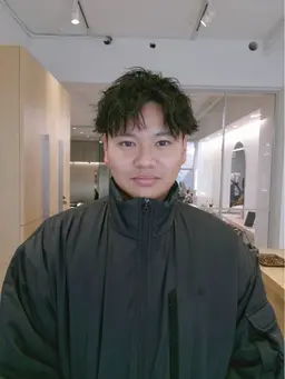 《 メンズ限定🧑🏻🦱 》 ▷▷ カット+ツイストパーマ